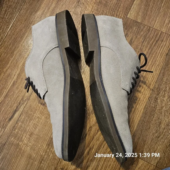 Banana republic mens shoes size 10 greyish, mushroom - Picture 3 of 6